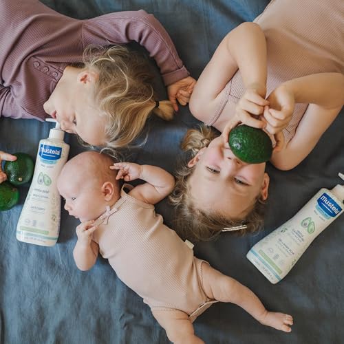 Mustela Hydra Bebe with Avocado Perseose highlights gentle nourishment