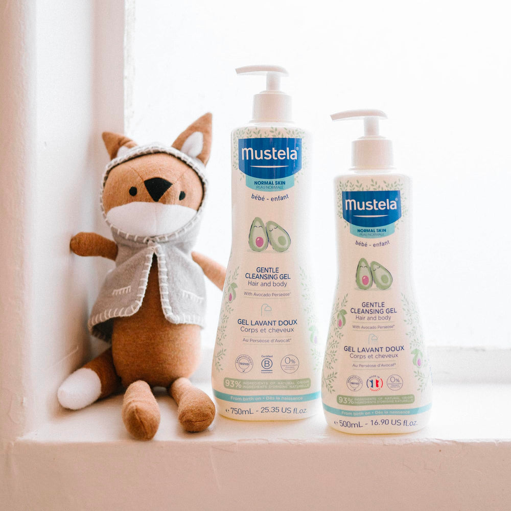 Mustela newborn-safe bath product ready for baby care.