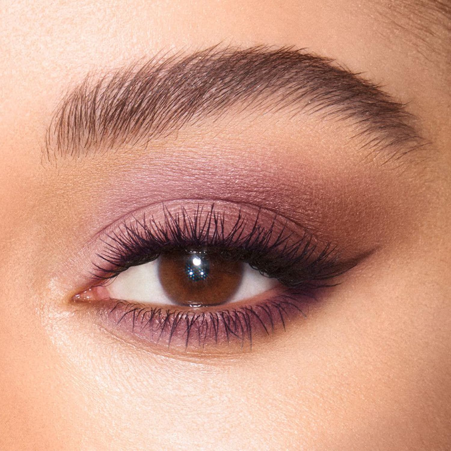 Six rich pigments provide depth with a single swipe for impact.