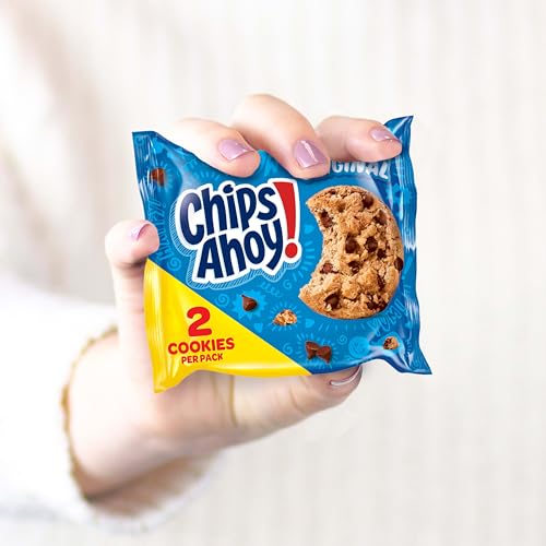 Party favors featuring Nabisco snacks in individual packs