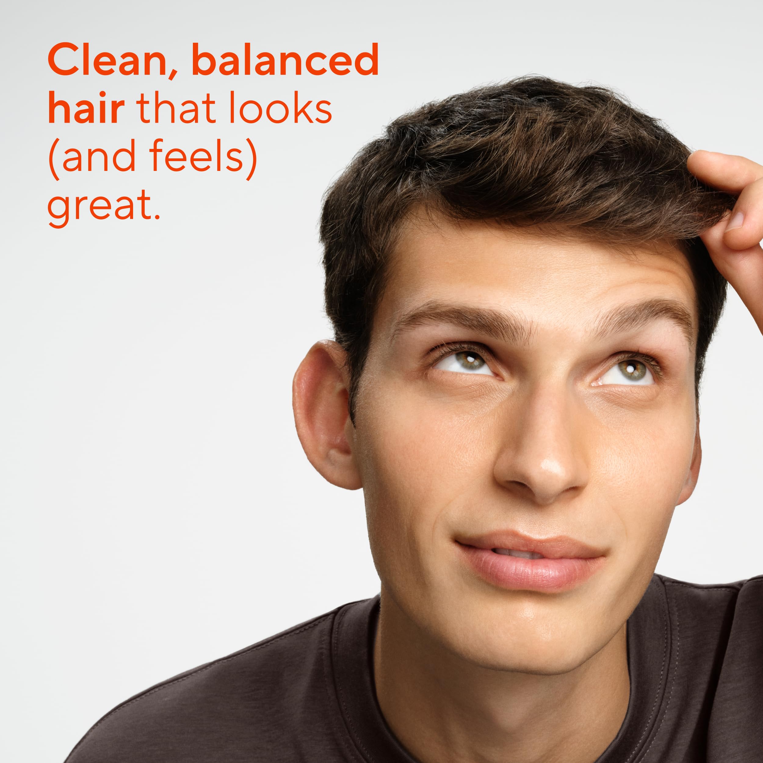 Applying Native Conditioner demonstrates detangling and conditioning without heaviness.