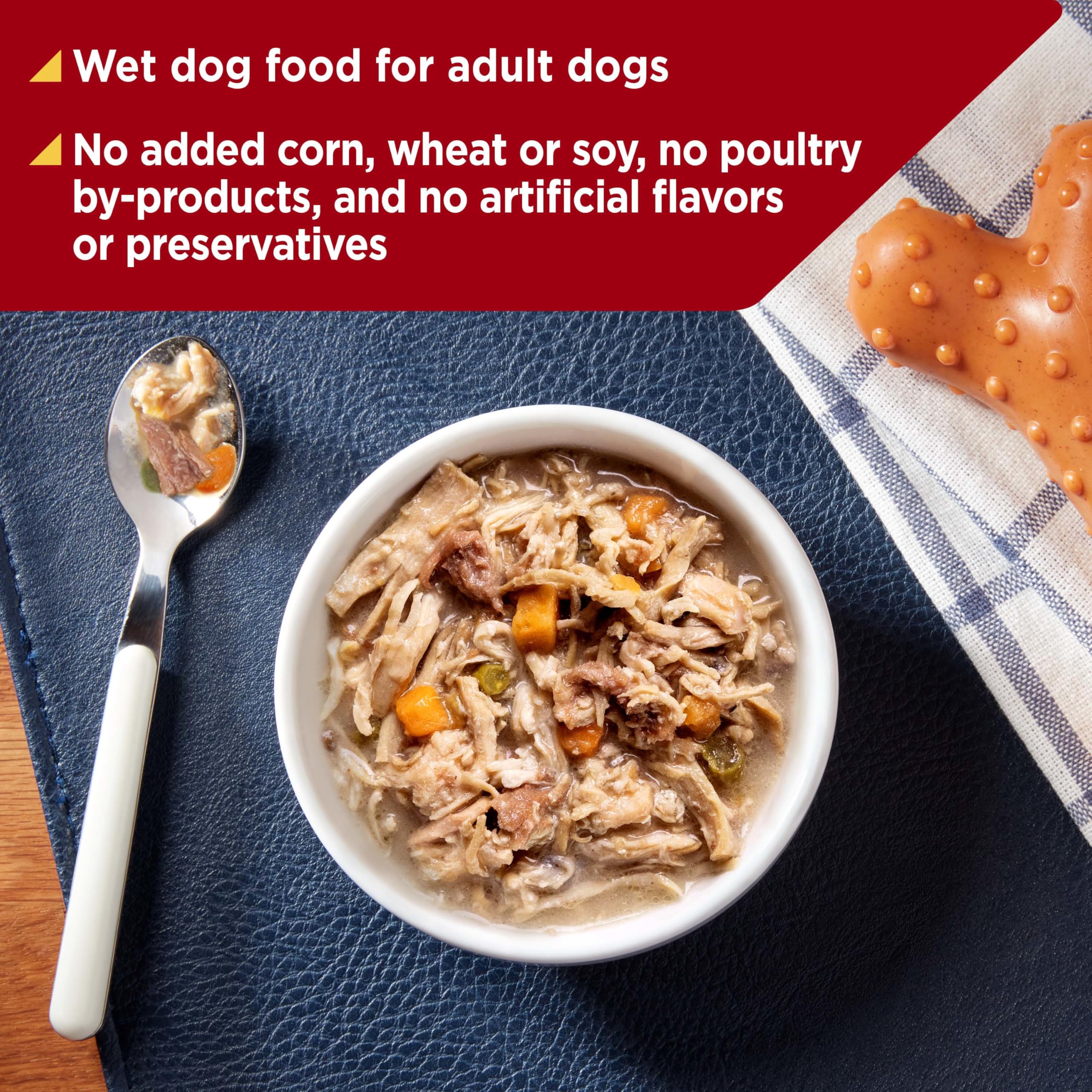 Open cup reveals savory broth for added flavor and hydration.
