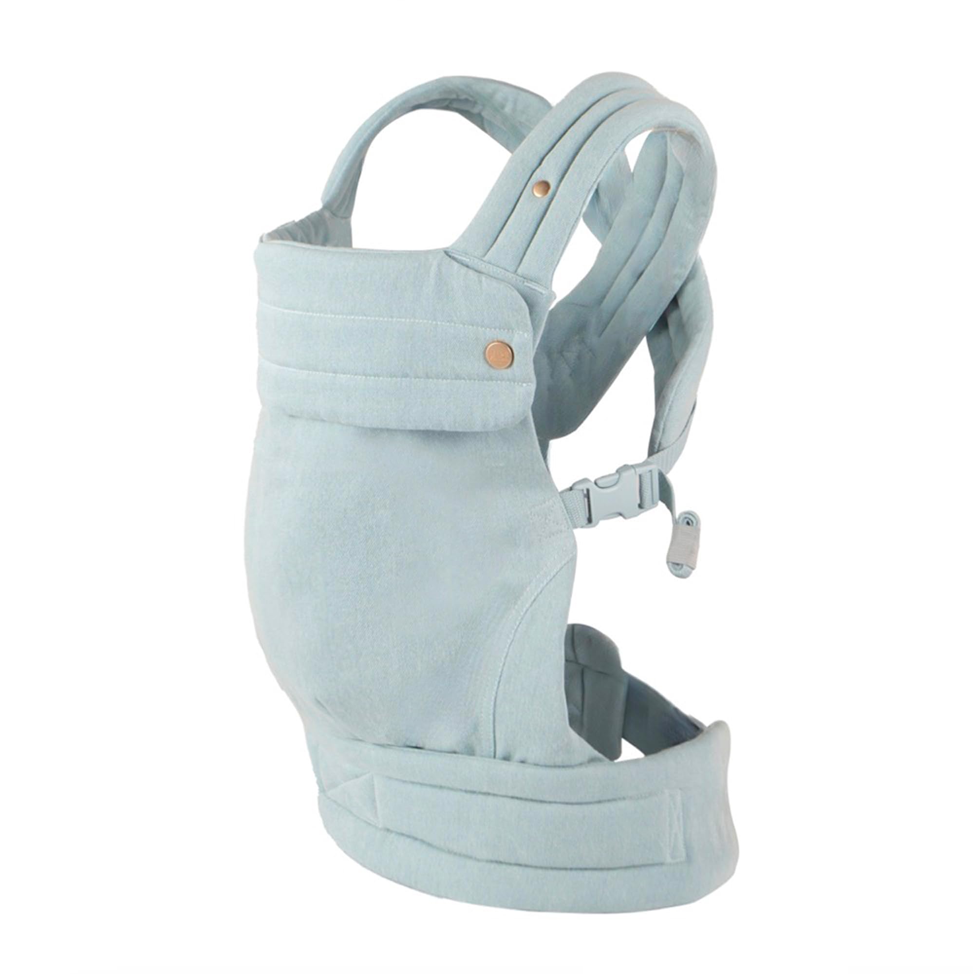 Nest Blanche ergonomic carrier in denim front-wearing for hands-free daily tasks.