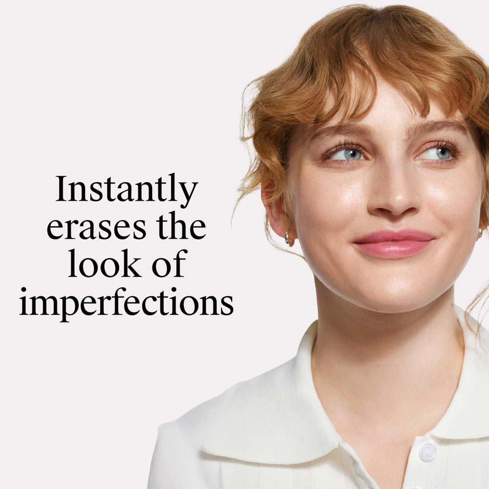 Broad spectrum SPF 20 protection on skin from Neutrogena Healthy Skin Anti-Aging Perfector
