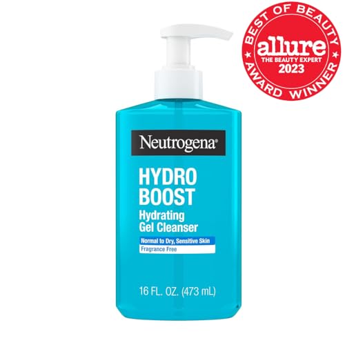 Neutrogena Hydro Boost Face Wash foaming lather for gentle cleansing.
