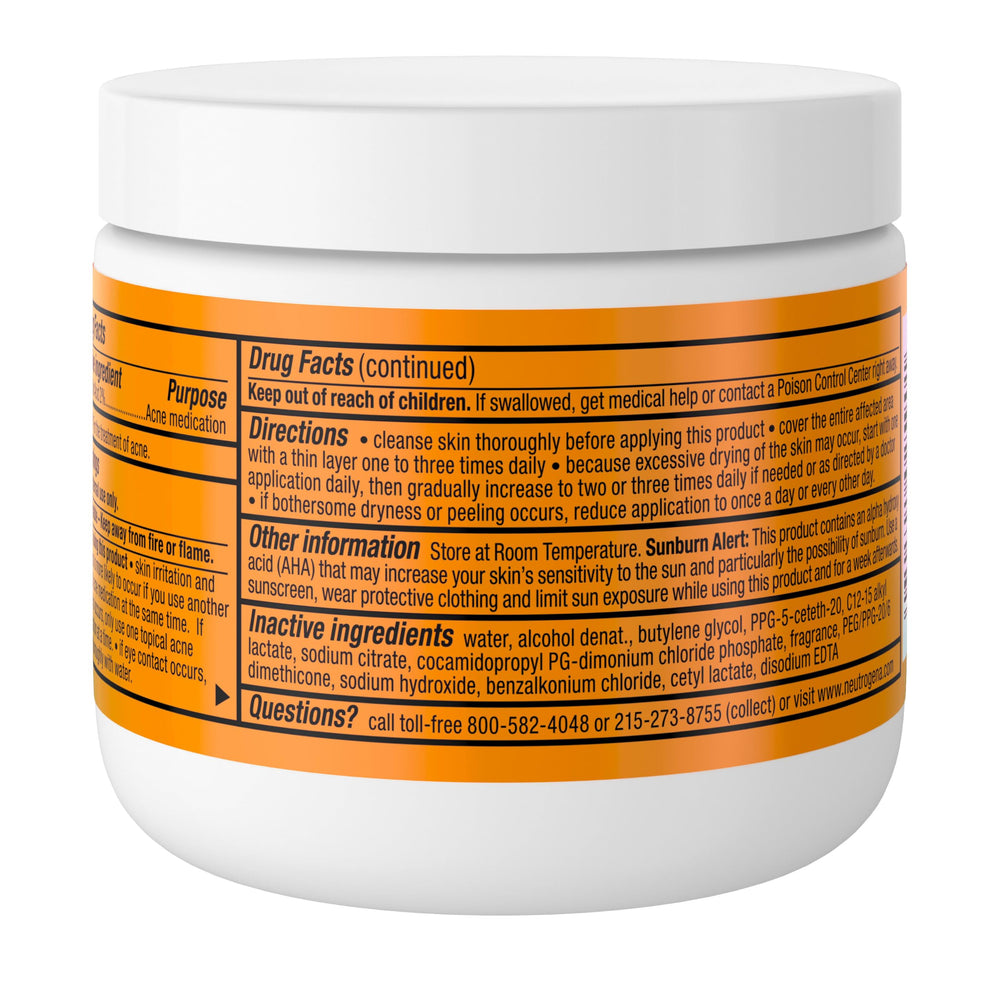 Neutrogena Rapid Clear pads shown with other Neutrogena products for routine.