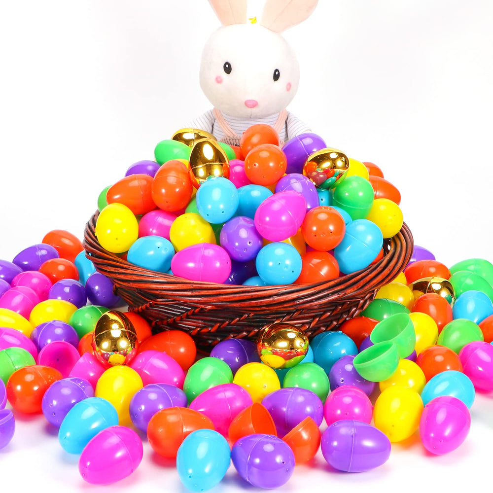 NEWBEA hinged Easter eggs designed for easy opening and secure closure.