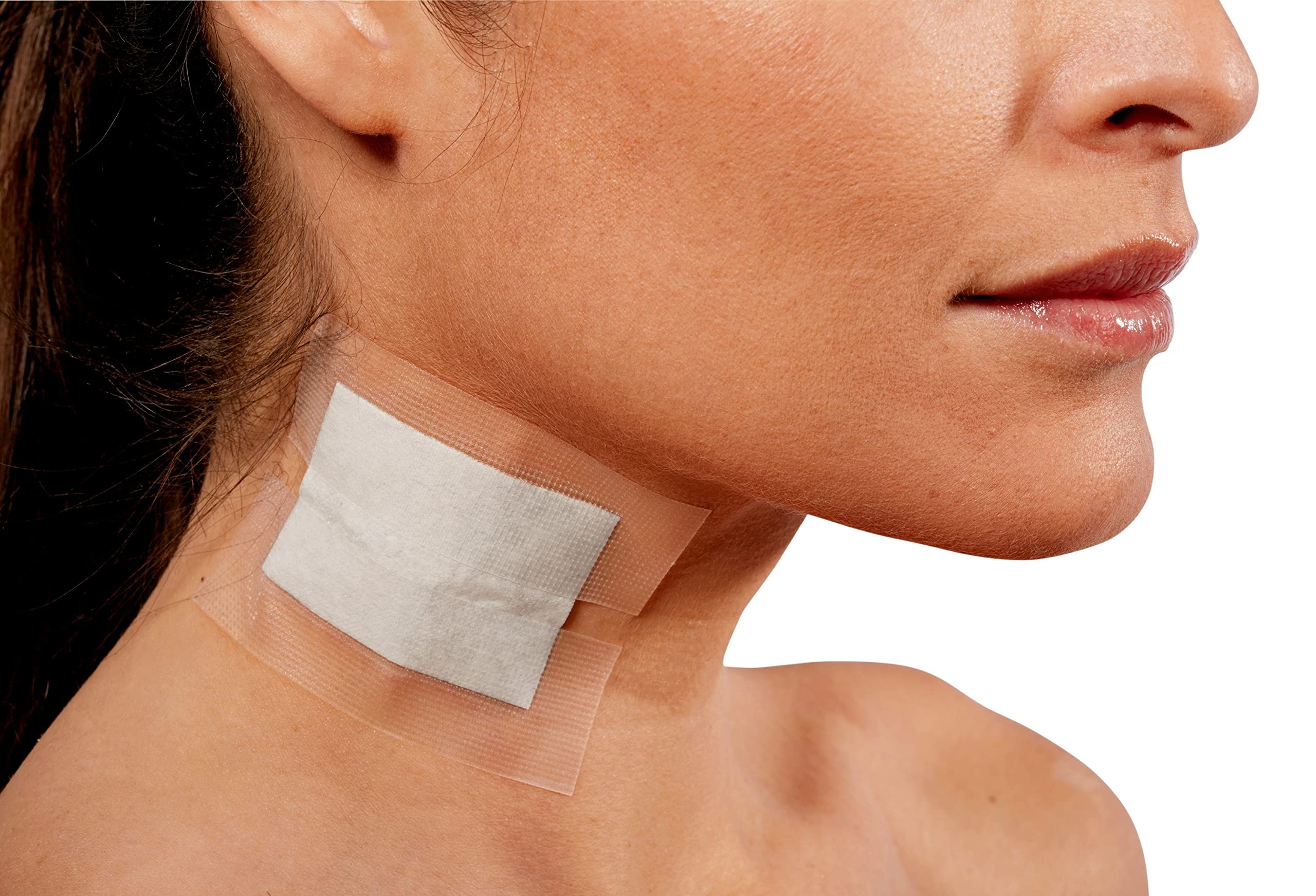 Nexcare Clear Tape, dispenser-ready, enables fast first-aid setup