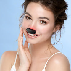 NISAIKLUZ travel-friendly red light nasal tool delivering daily comfort.