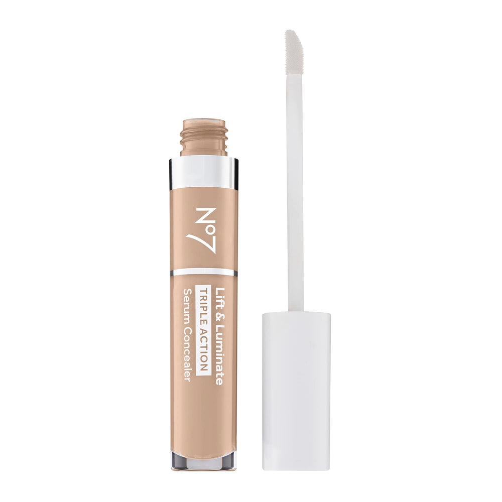 No7 Lift & Luminate Concealer Fair applicator applying smooth blend.