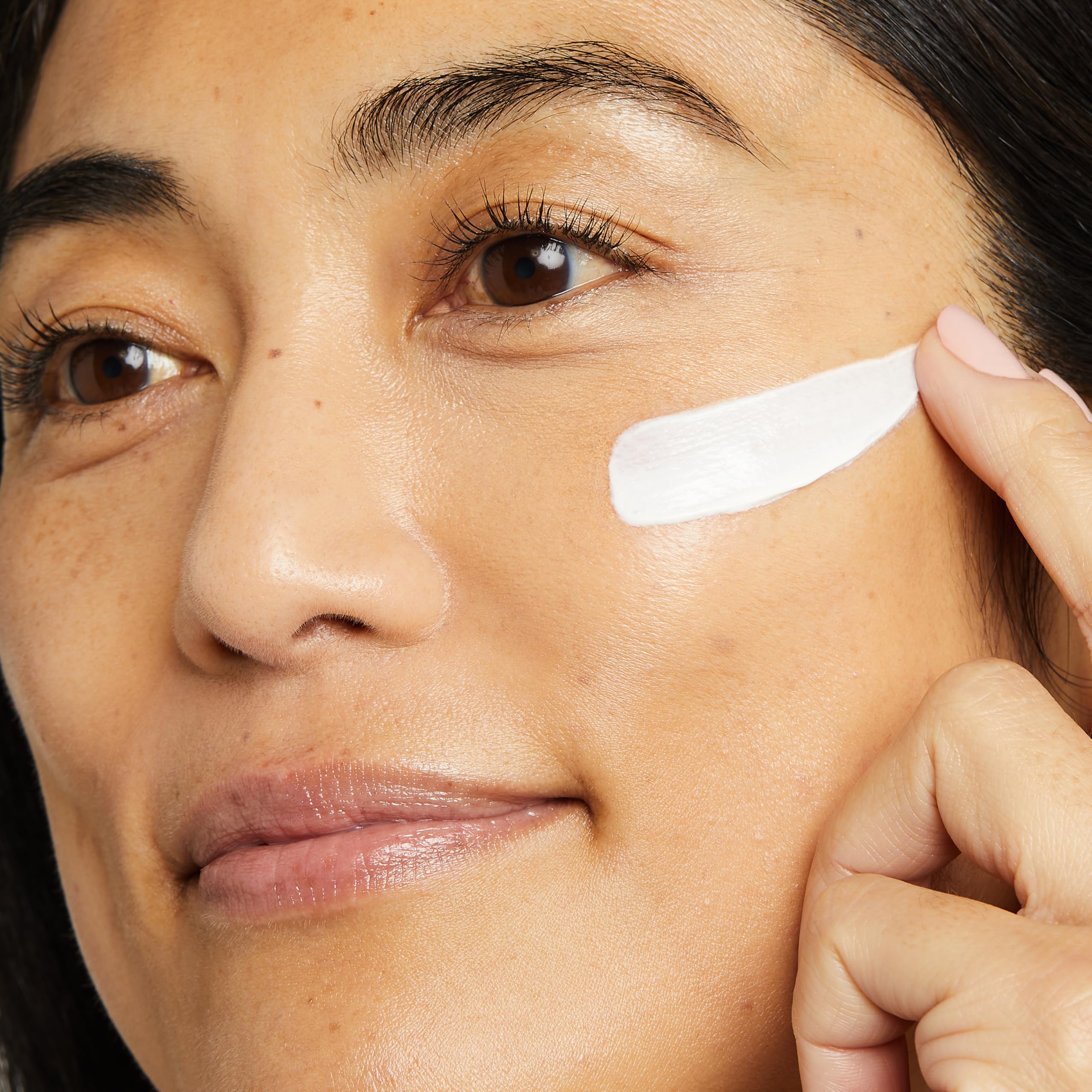 No7 Restore & Renew night cream hyaluronic jar delivers overnight hydration.