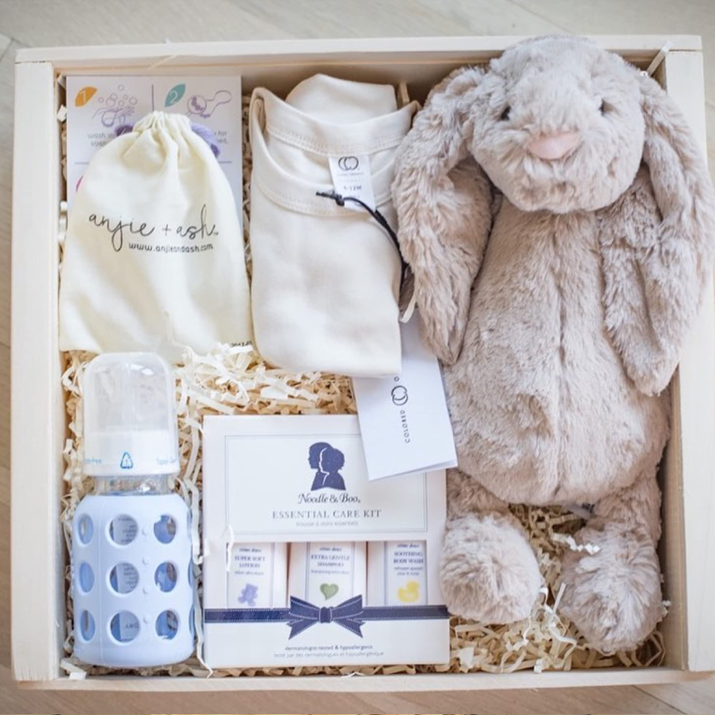 Noodle & Boo signature creme douce packaging signals premium gift set