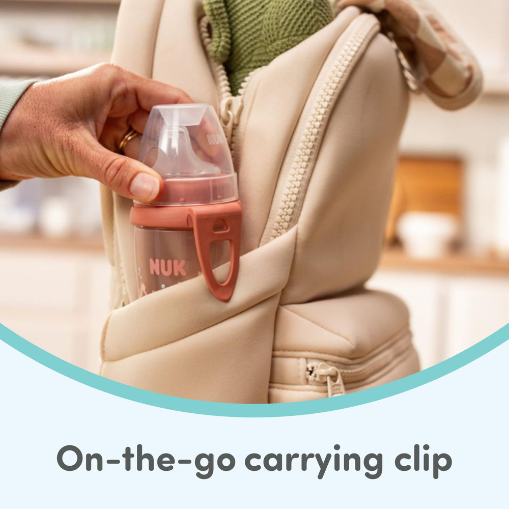 NUK First Choice Active Cup 2.0 ultra-lightweight enables easy handling.