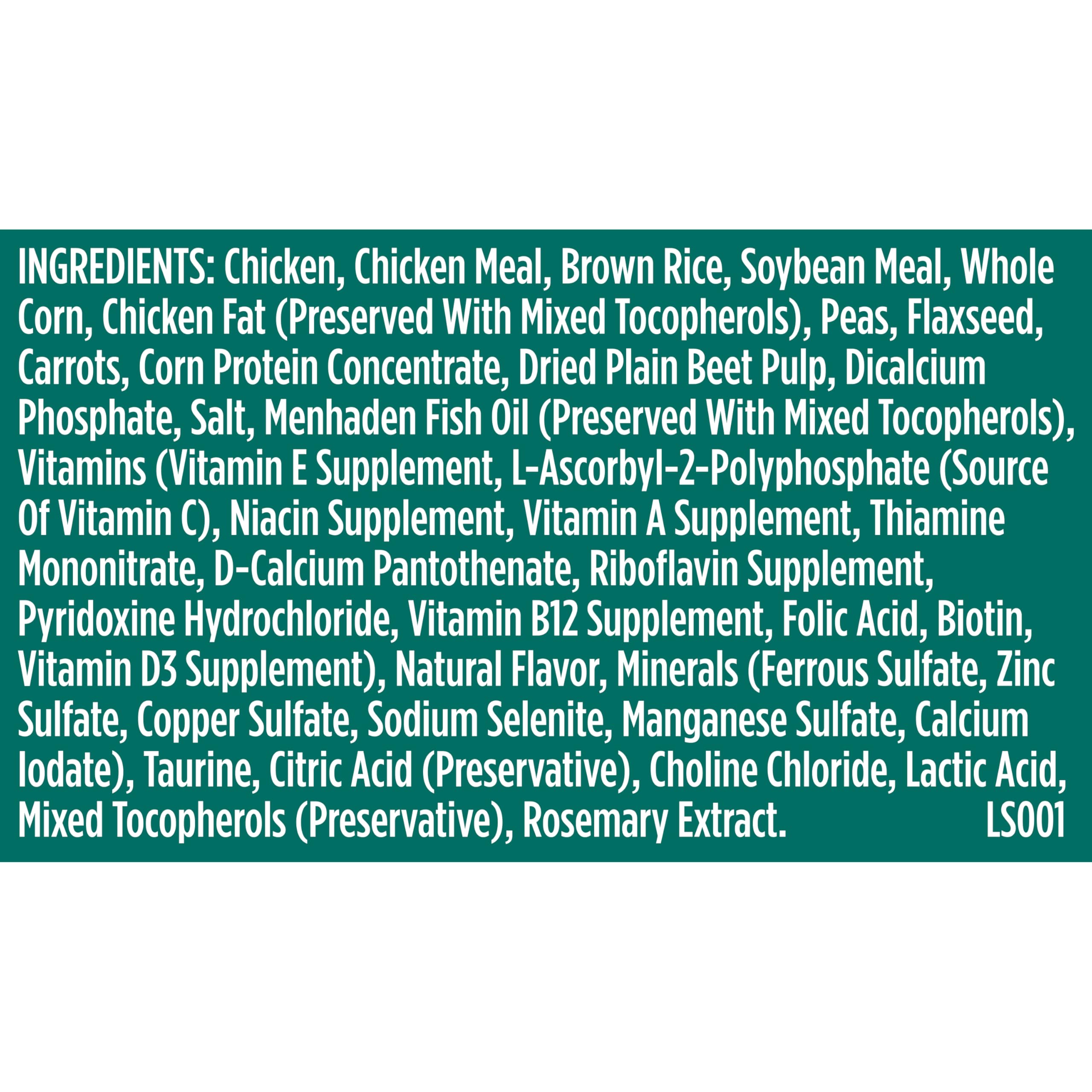 Nutrish Rachael Ray puppy kibble close-up shows real ingredients.