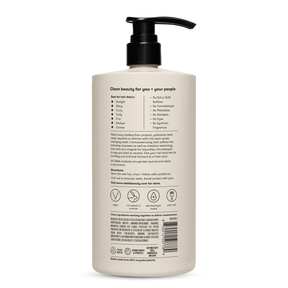 Odele Clarifying Shampoo lifestyle shot; oakmoss, ylang ylang, cucumber