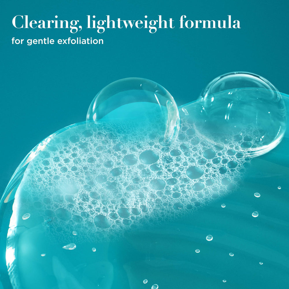 Sulfate-free formula delivering cleansing without stripping moisture.