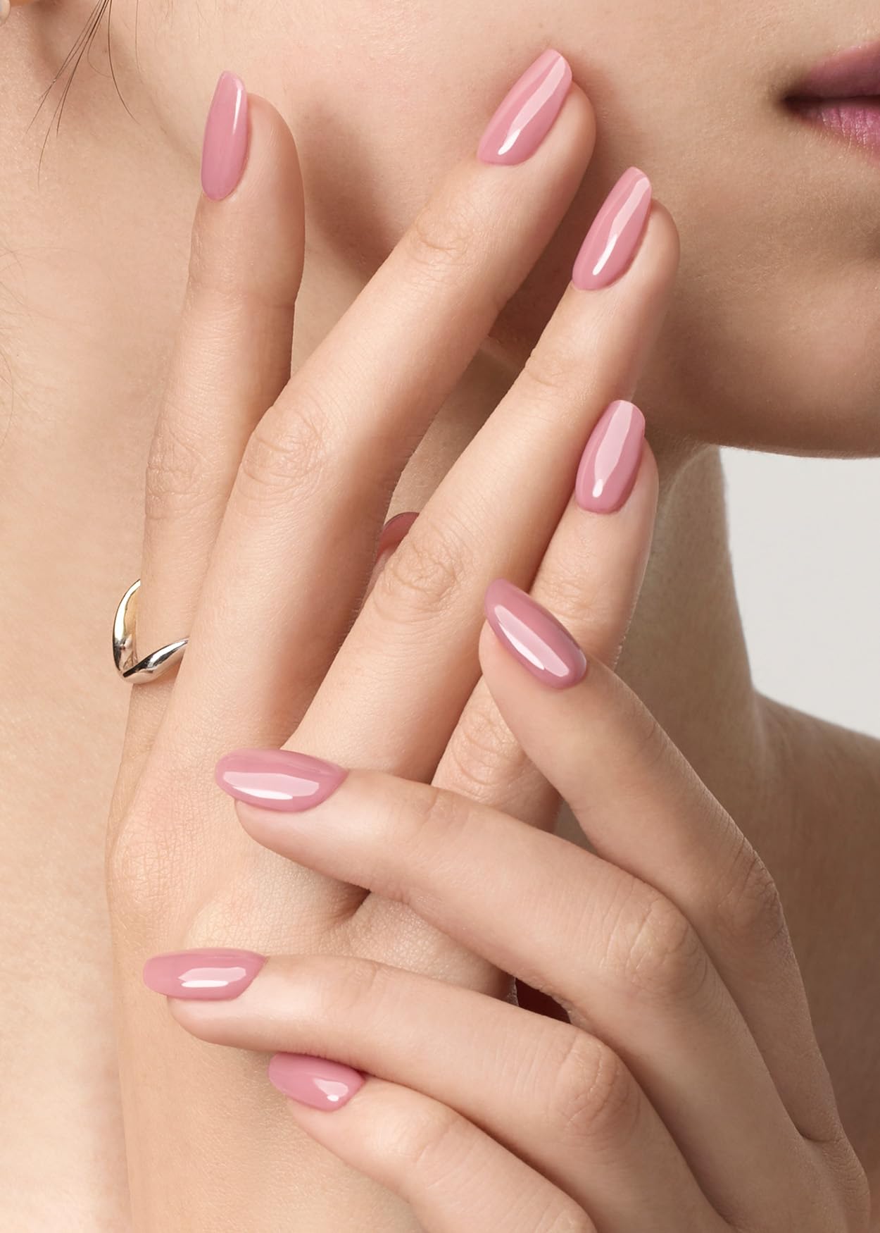 Ohora N Bare Plum application closeup demonstrates simple placement for beginners.
