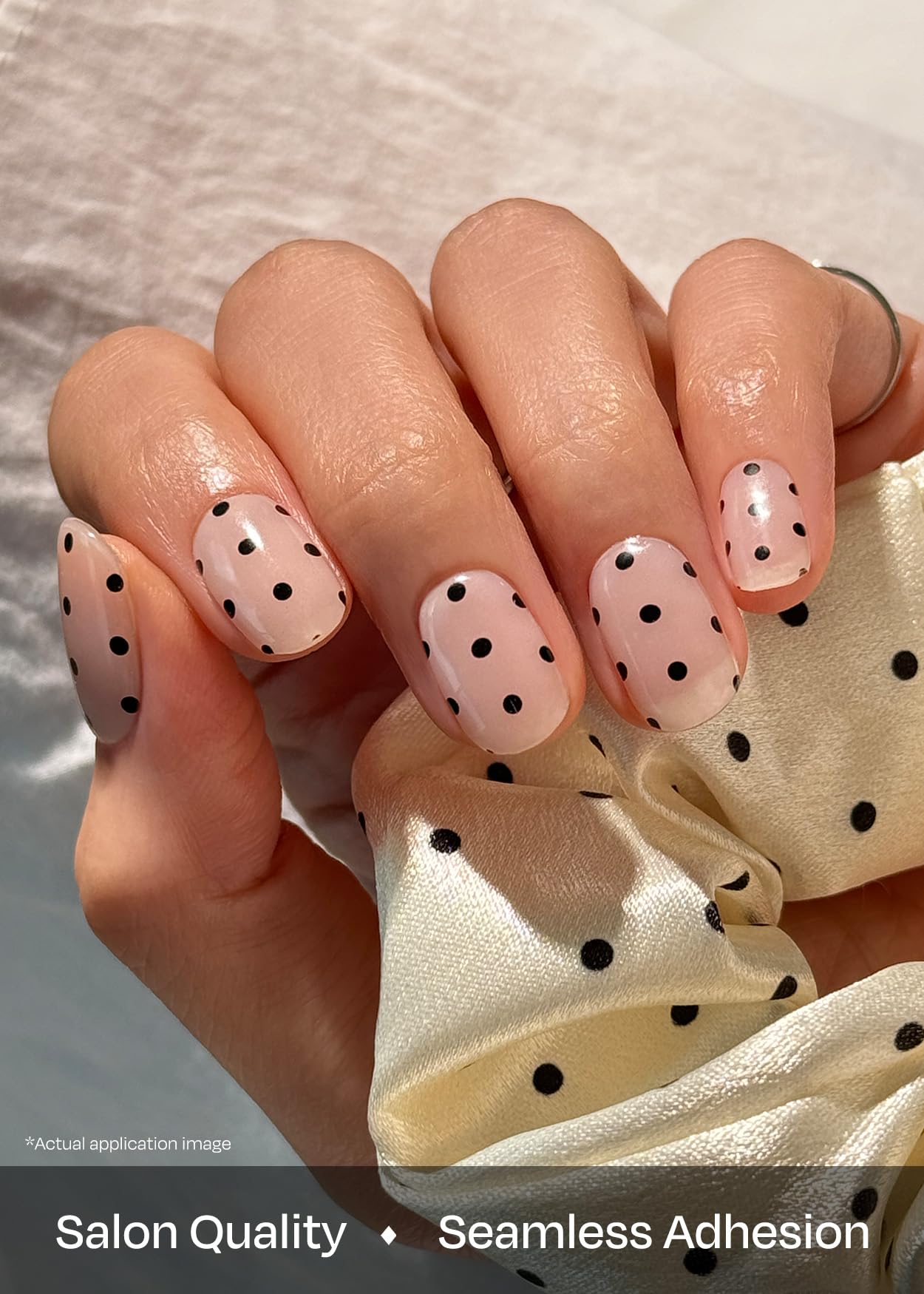 ohora polka noir curing under UV/LED lamp for long-lasting wear