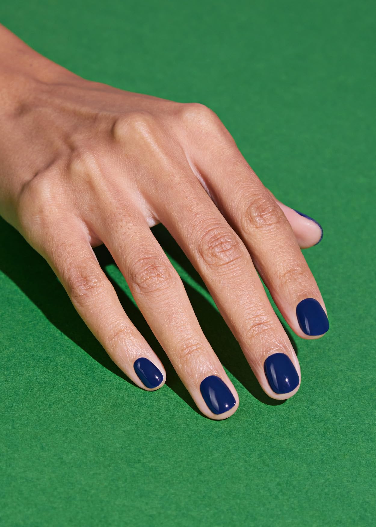 ohora navy blue finish delivers glossy, professional-looking nails