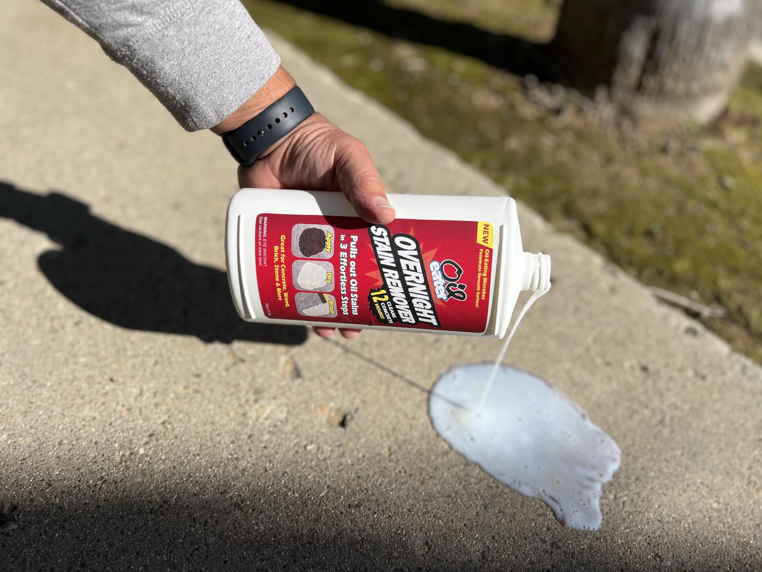 Oil Eater Works on fresh and old stains with multiple applications