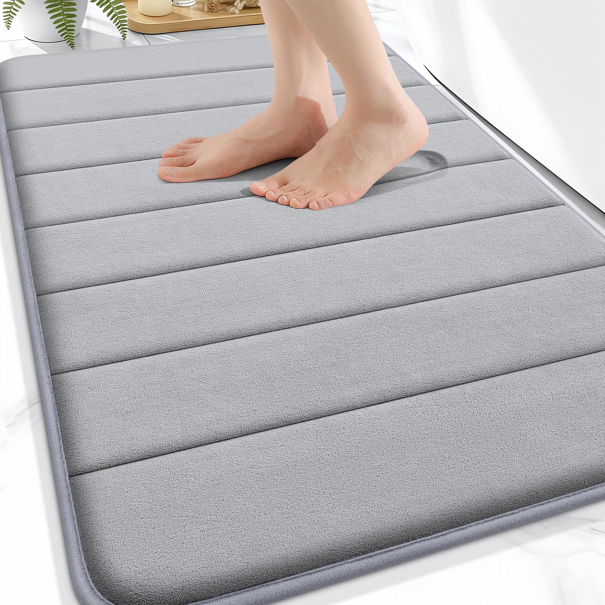 OLANLY memory foam bath mat front view in gray showing fast moisture absorption