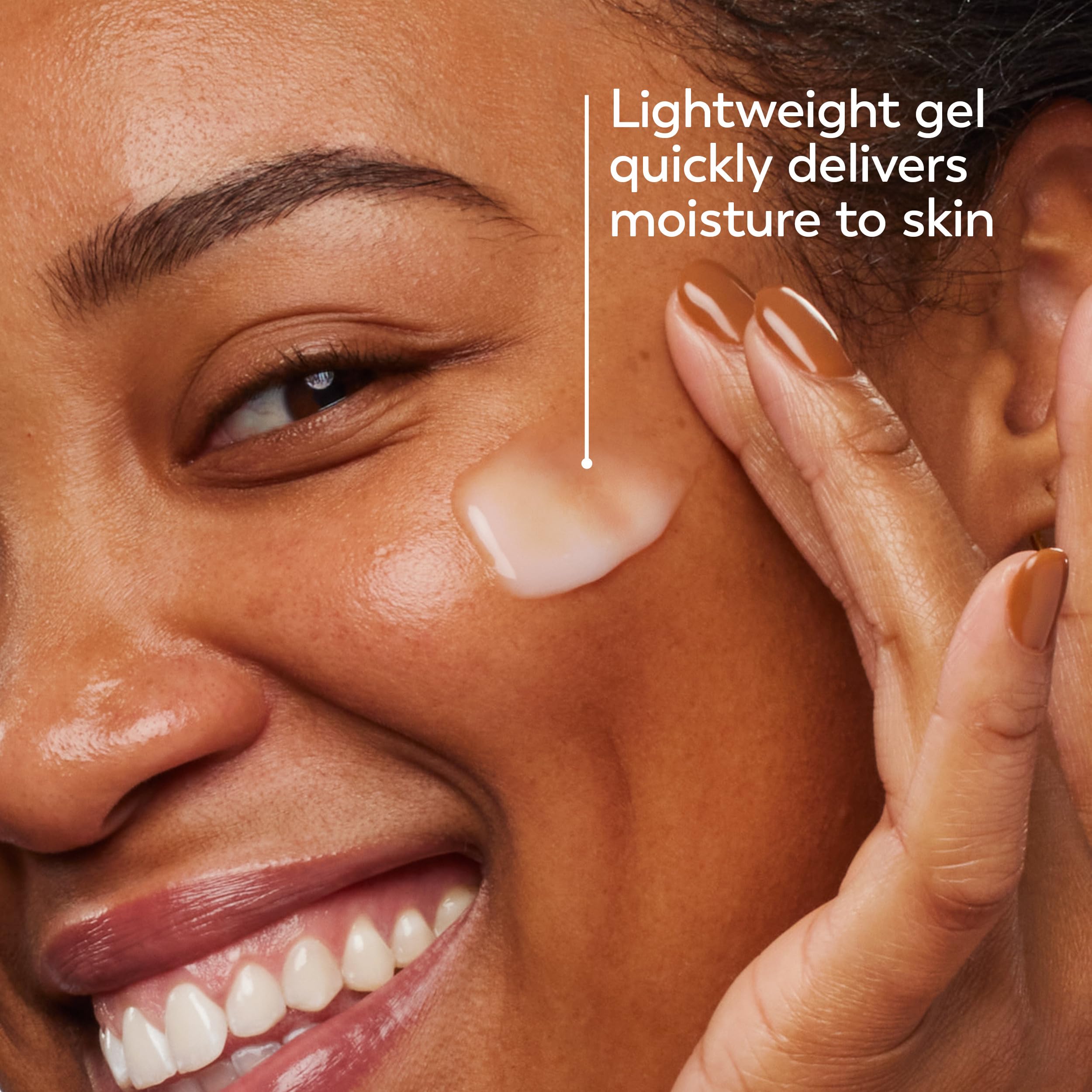 Hyaluronic Acid and Niacinamide icons on packaging