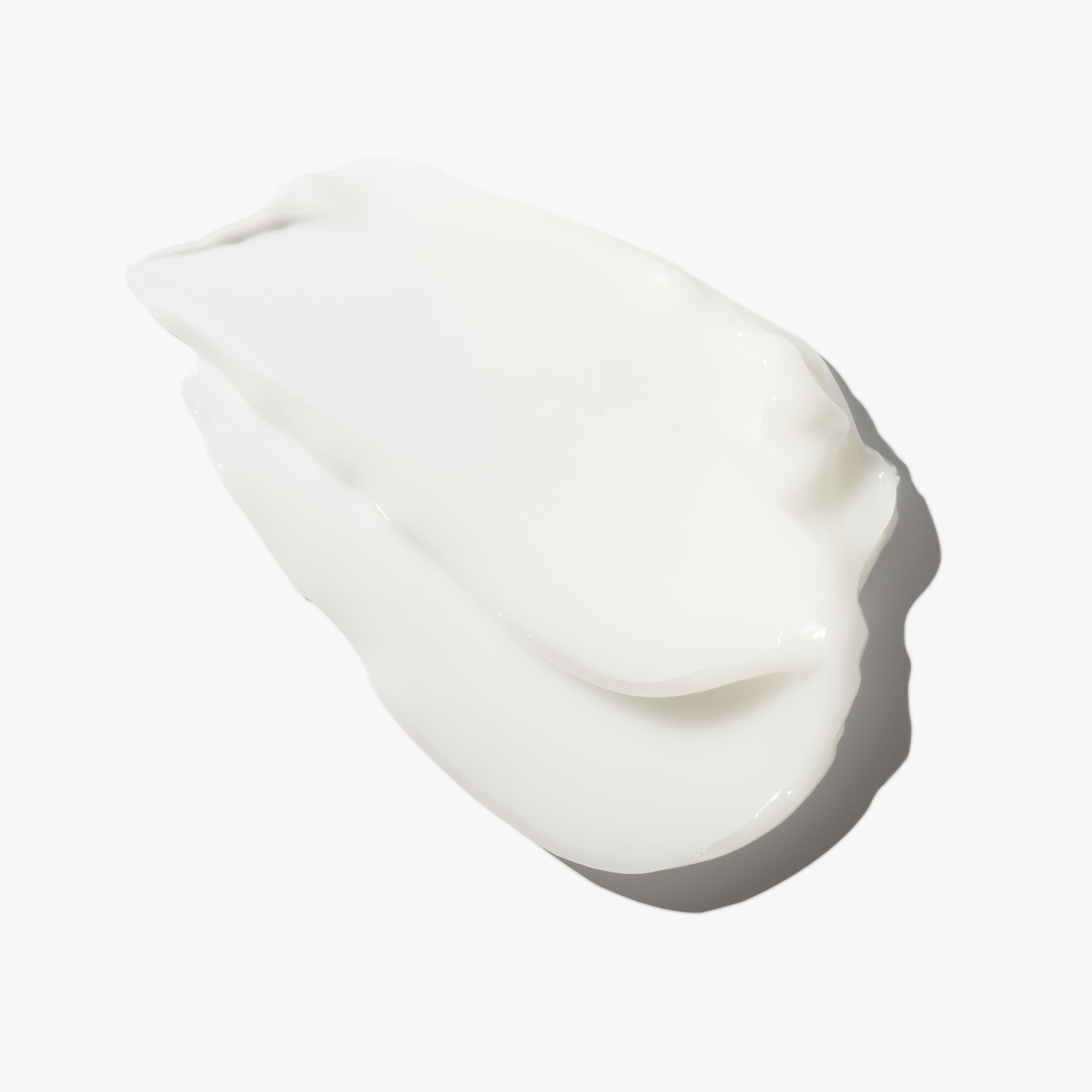 Non-greasy finish of Olay Regenerist Ultra Rich after absorption