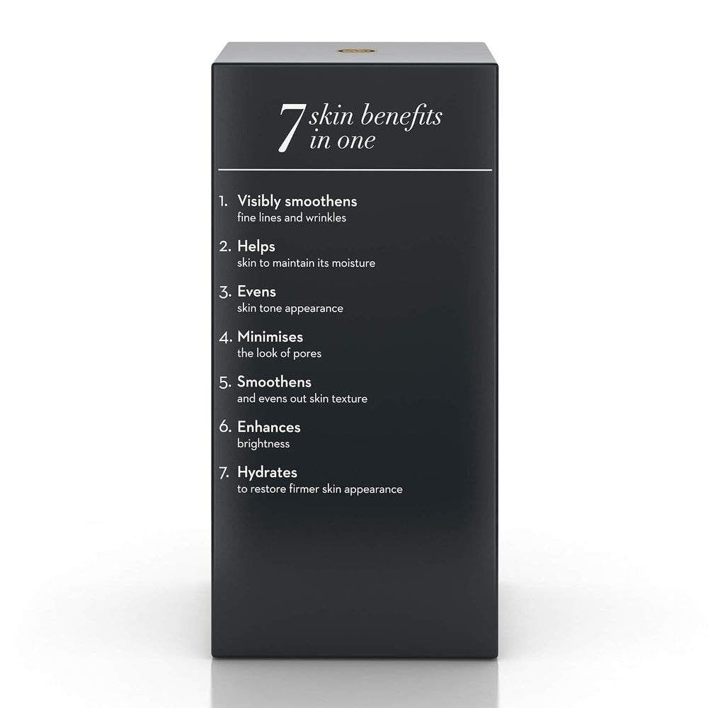 Close-up of fragrance-free cream texture for sensitive skin.