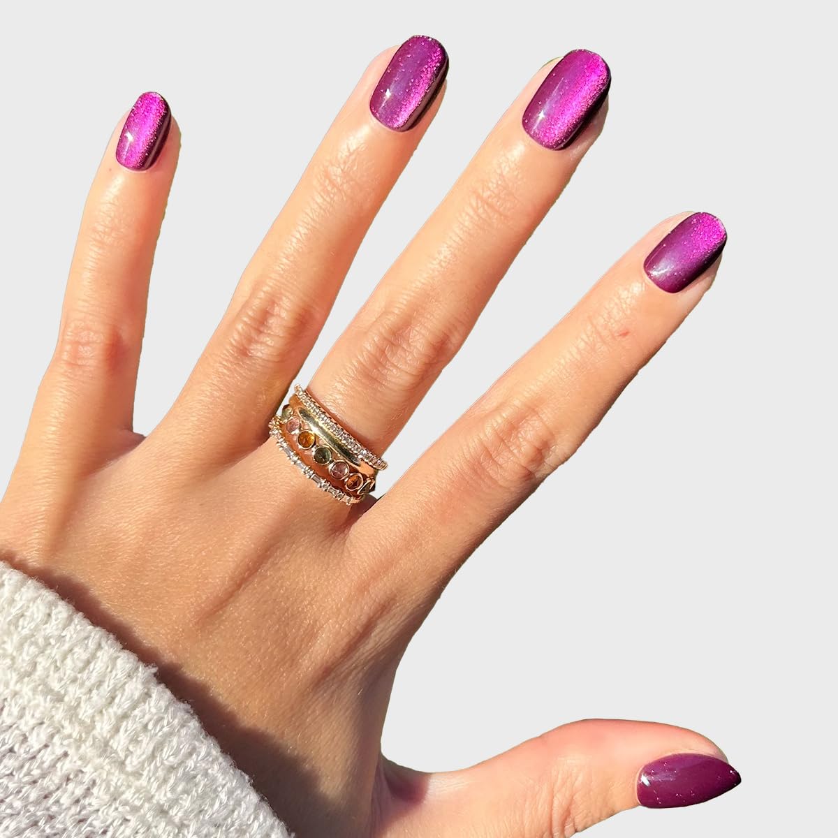 Olive & June Instant Mani close-up with natural-looking nail finish
