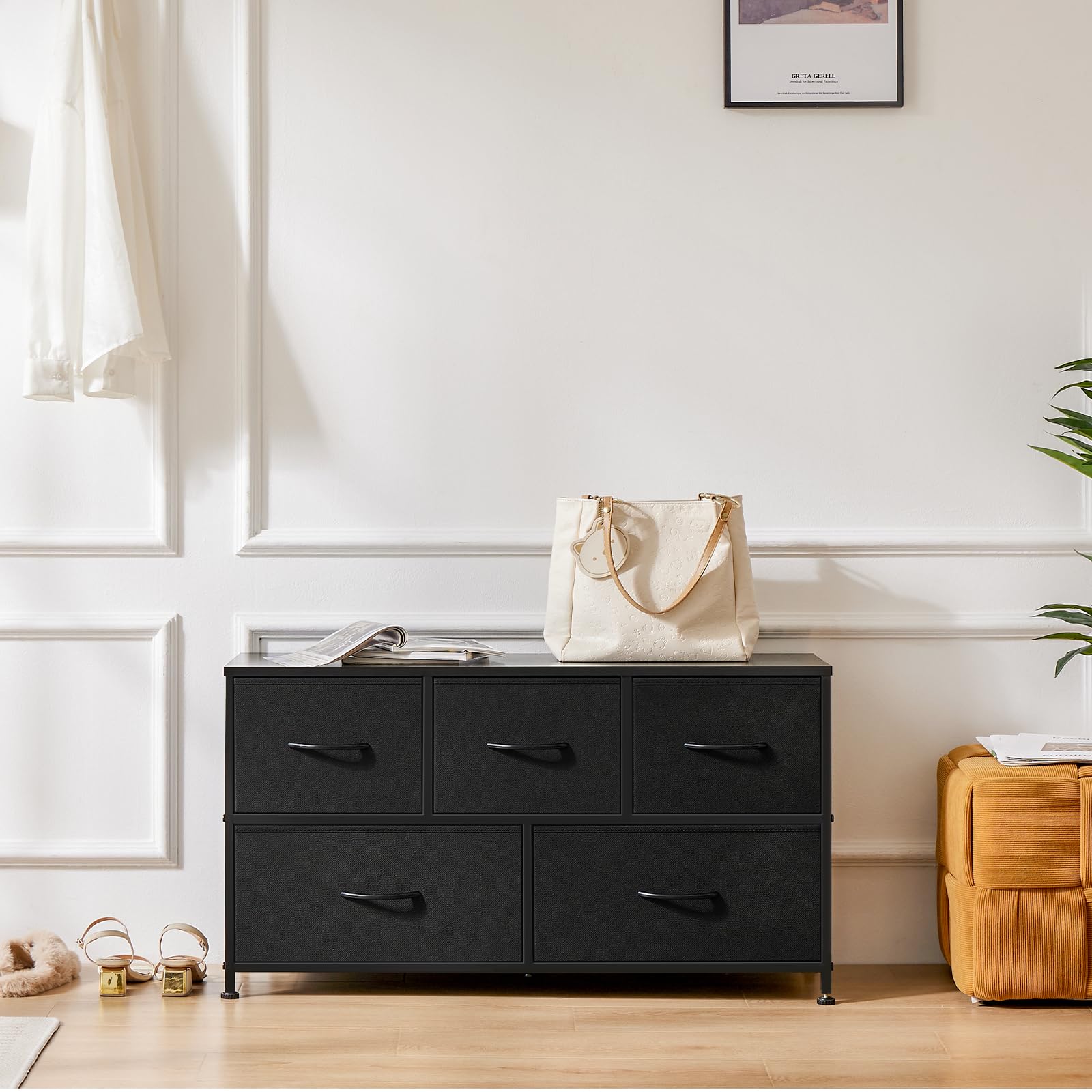 OLIXIS dresser supports up to 66 lb with anti-tip design.