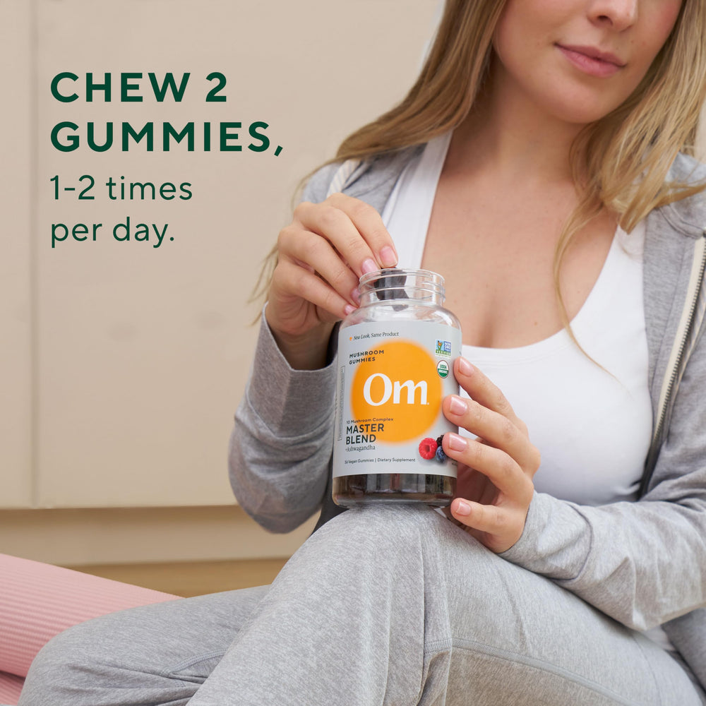 Serving spoon beside OM Mushroom Superfood Master Blend Gummies shows 28 servings