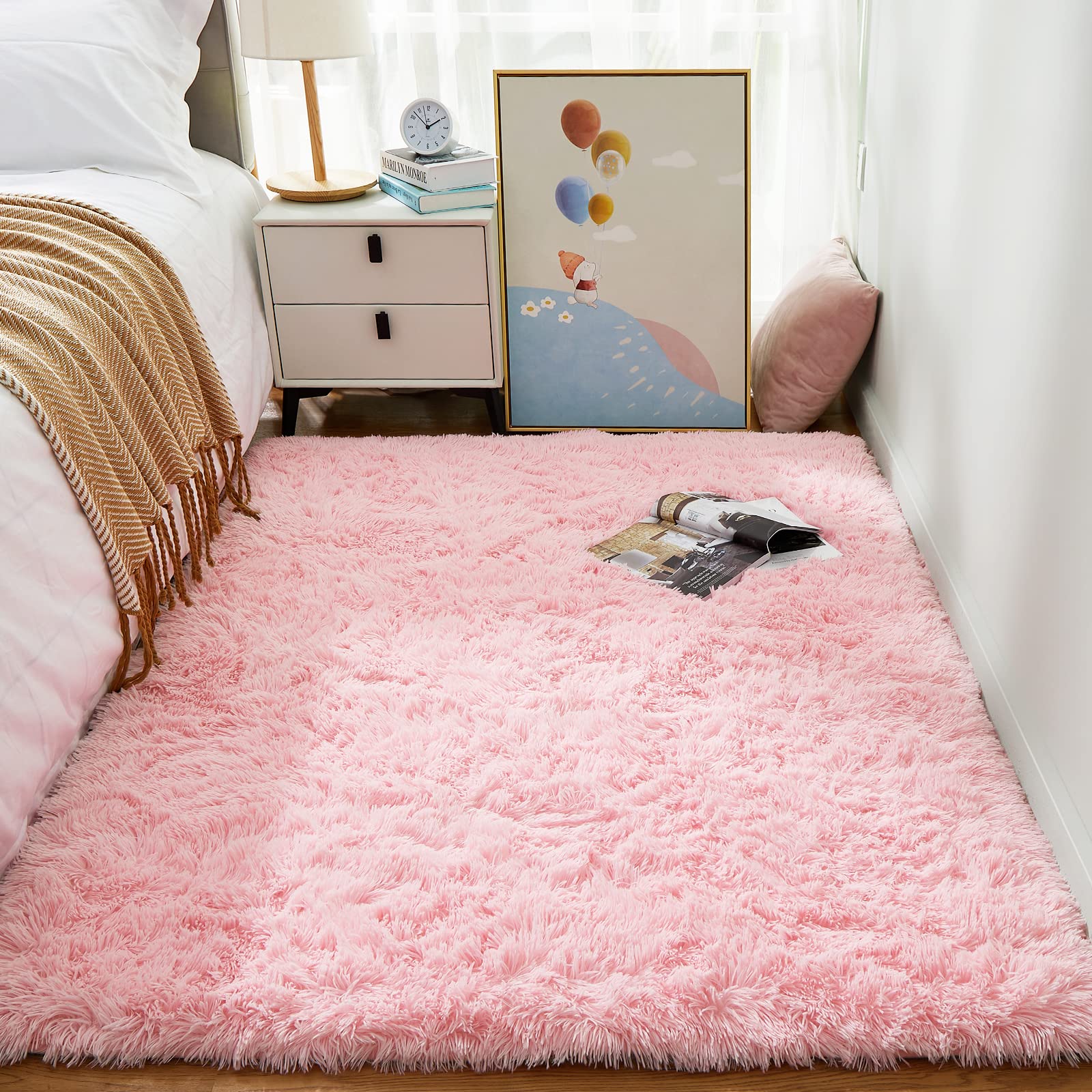 Ophanie kawaii plush rug for nursery; gentle texture for baby time.