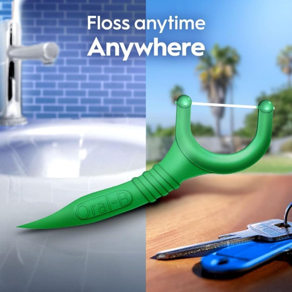 Oral-B Glide Floss Picks six-pack display; ready for daily use and travel.