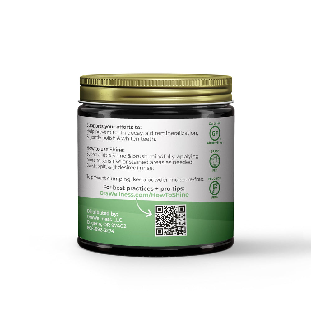 Eco-friendly glass bottle packaging communicates a plastic-free storage option