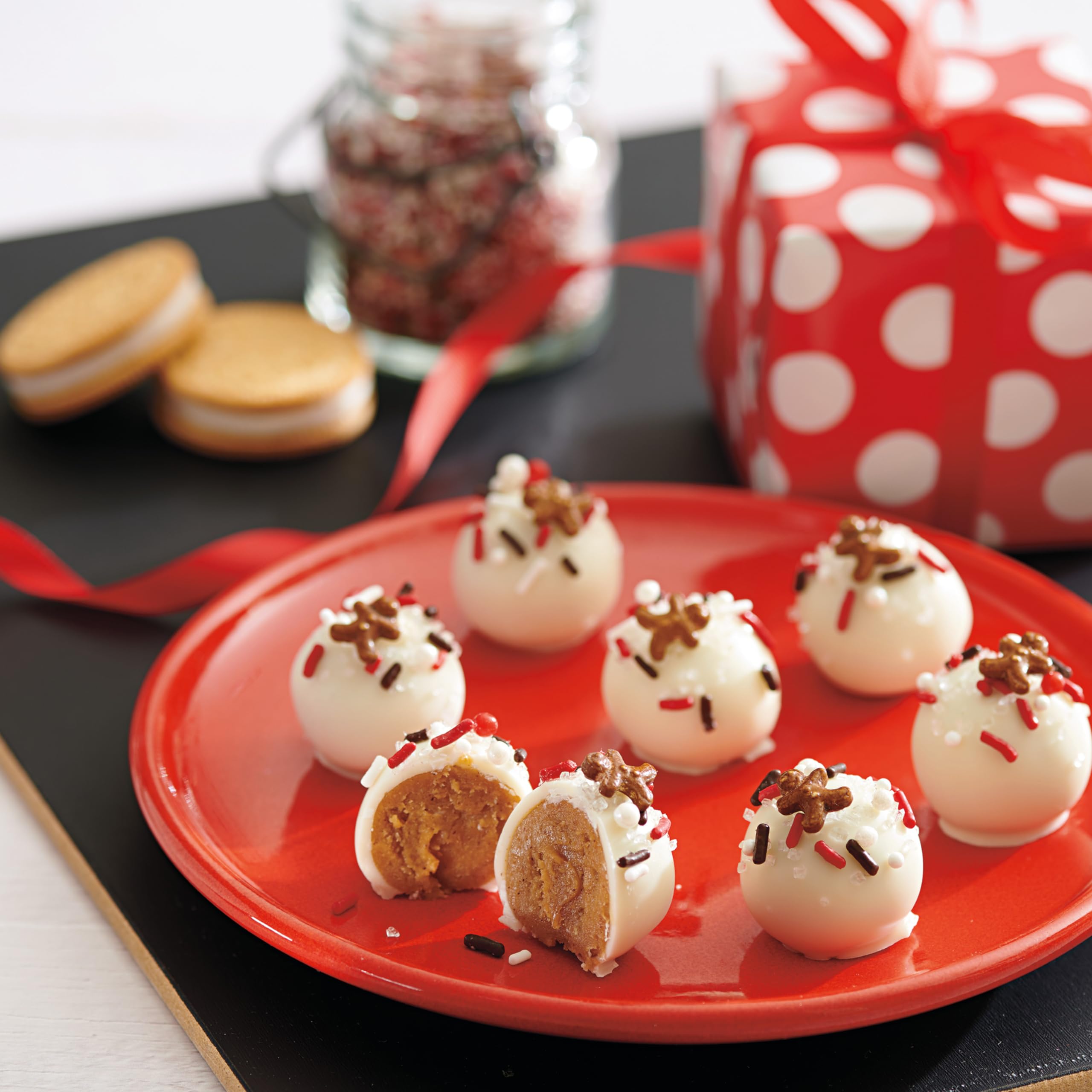 OREO Golden cookies used as a dessert ingredient in a tempting recipe