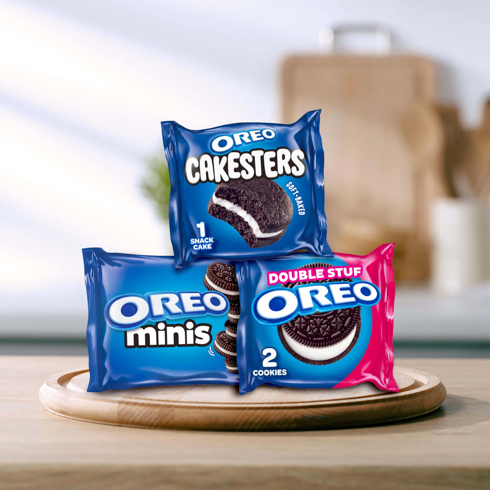 OREO minis dunk with milk—quick, satisfying snacking.