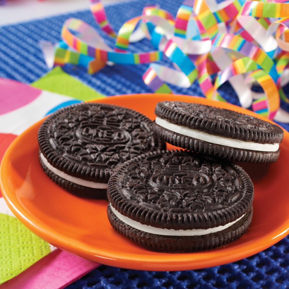 OREO snacking at work, convenient lunchbox treat