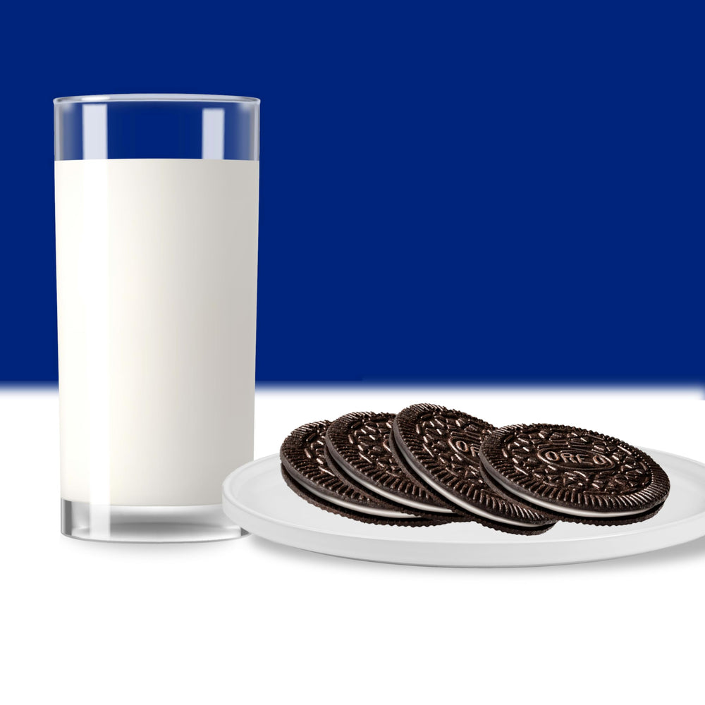 OREO Thins snack on the go in a lunchbox setting.