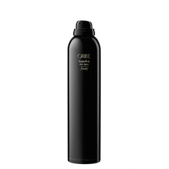 Oribe Superfine spray mist demonstrates light-to-medium hold on hair.