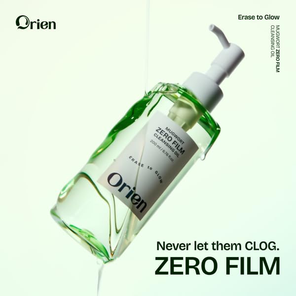 Orien Mugwort Zero Film Cleansing Oil texture closeup shows silky, lightweight formula.