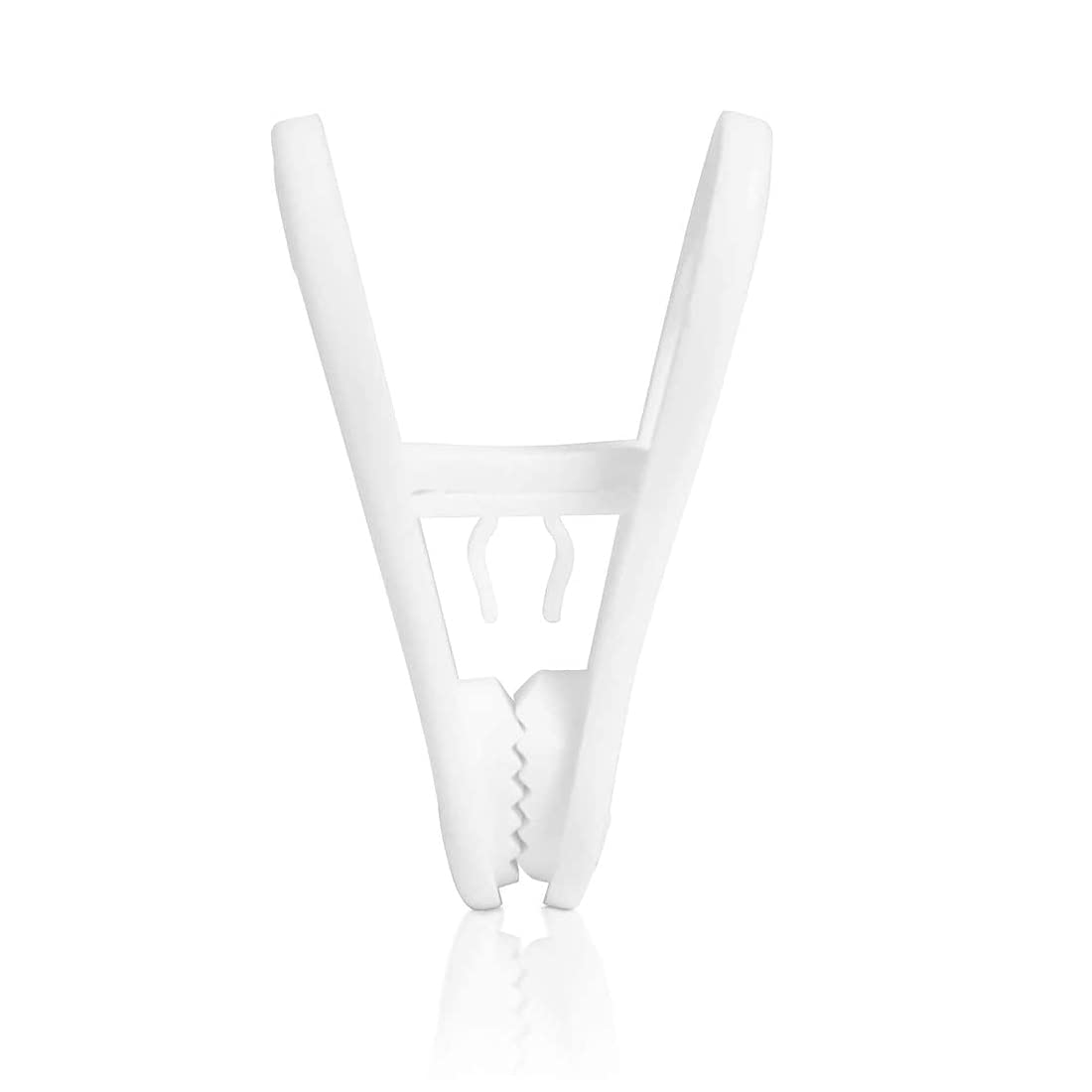 Otylzto hanger clip standard size ensures secure grips on everyday clothing.