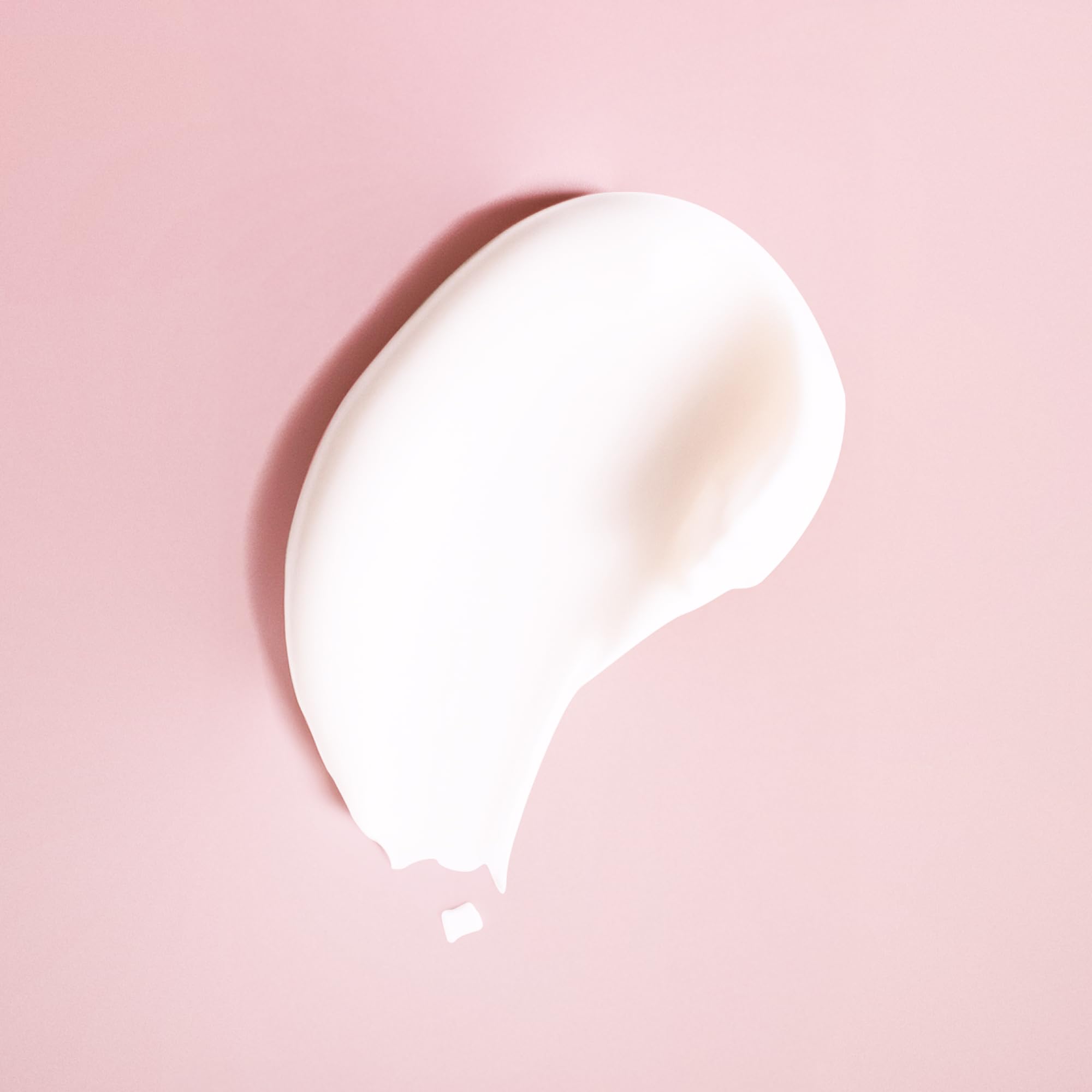 Ouidad Heat & Humidity Gel bottle delivers long-lasting hold with humidity defense.