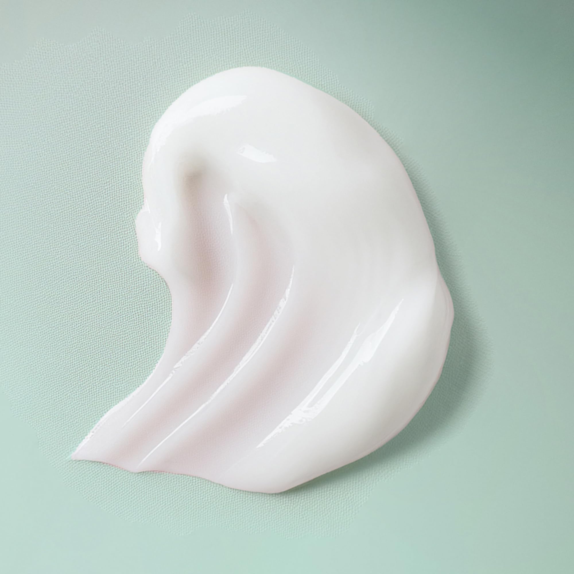 Ouidad VitalCurl+ Define & Shine on damp curls seals lightweight moisture