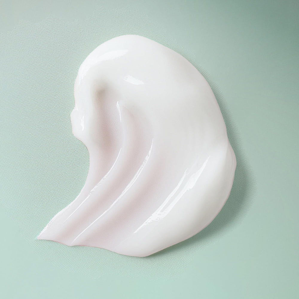 Ouidad VitalCurl+ Define & Shine on damp curls seals lightweight moisture