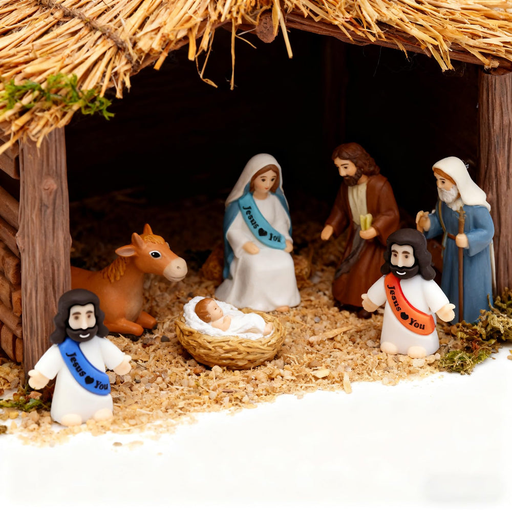 Owurha Jesus Love You mini figure in gold adds a festive touch to celebrations and keepsakes.