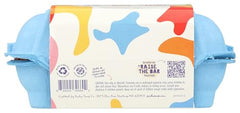Pacha Soap Co color-changing froth bomb dissolves colorfully, creating vivid bath foam
