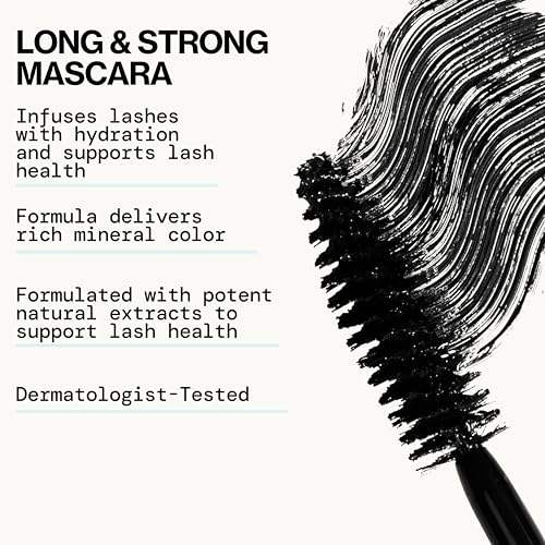 Pacifica Stellar Gaze mini displays pigment-rich black for defined lashes.