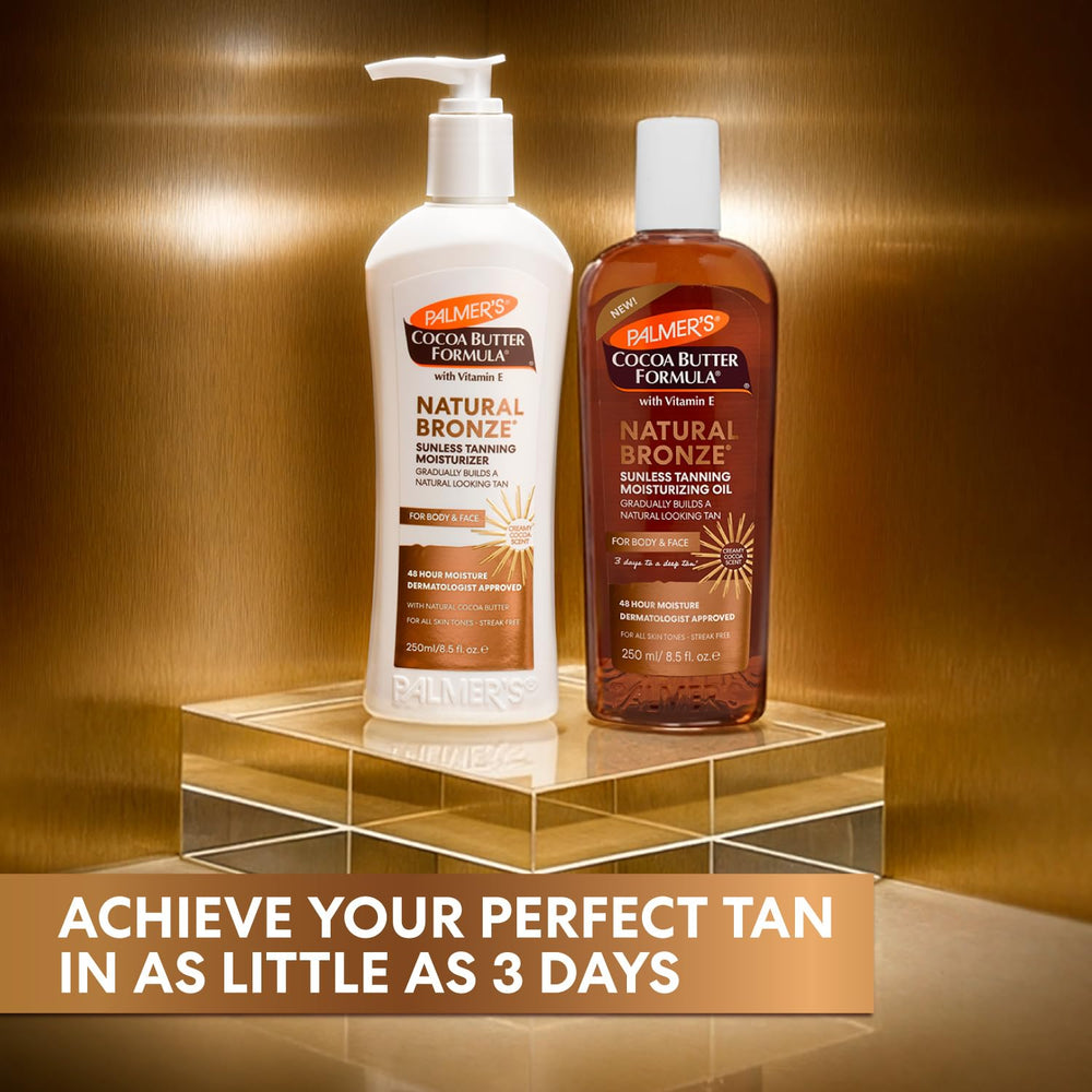 Palmer's rich moisturizing texture shown on product surface.