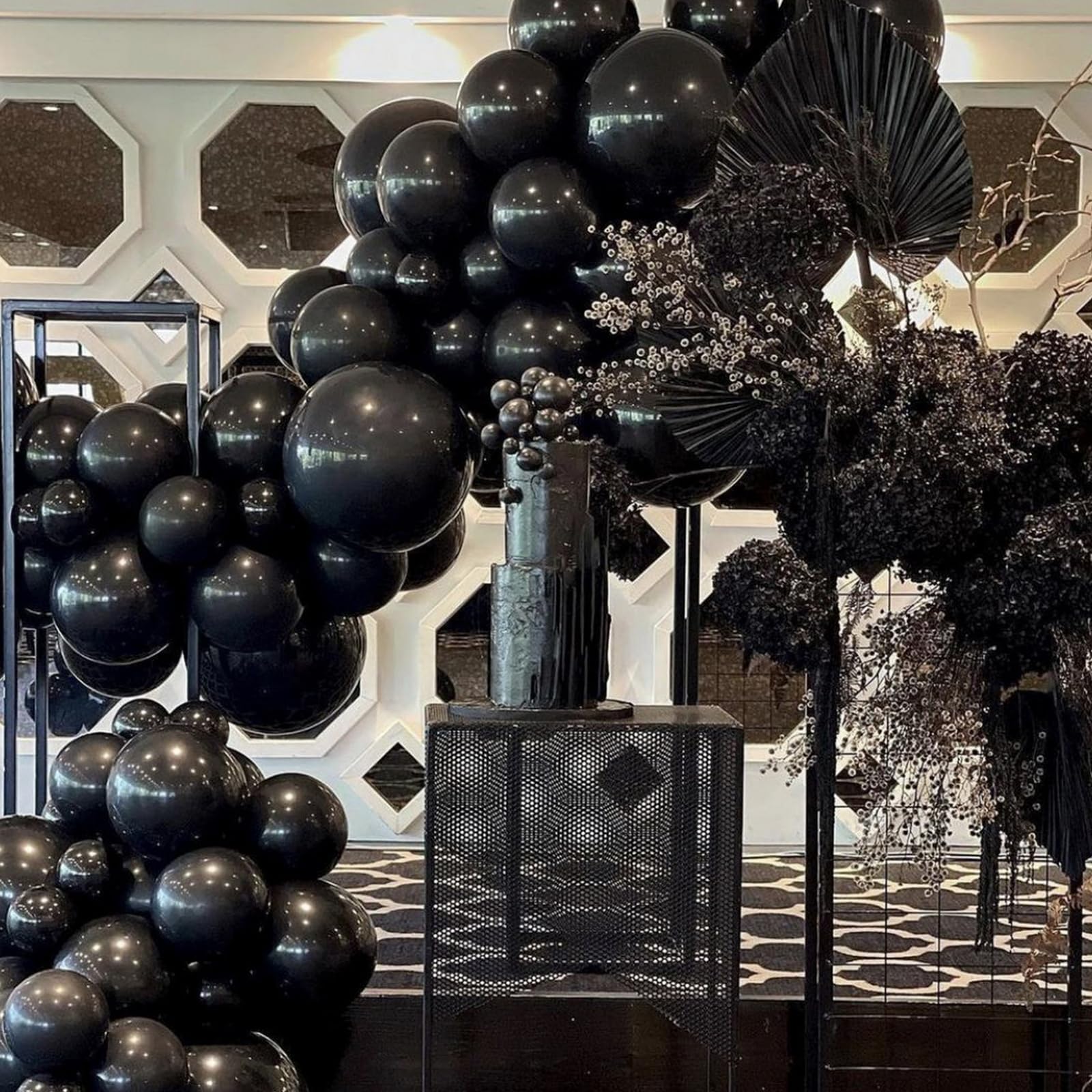 PartyWoo arch kit garland helps you create dramatic balloon arches for events.
