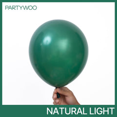 PartyWoo pearl dark green 12 inch balloons ideal for garlands and table displays.